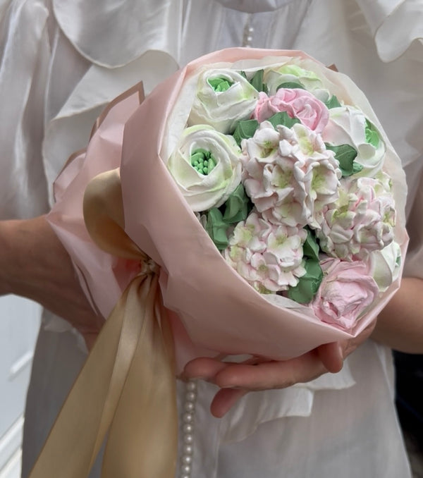 Edible white marshmallow bouquet