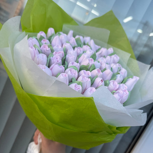 Pink tulips bouquet