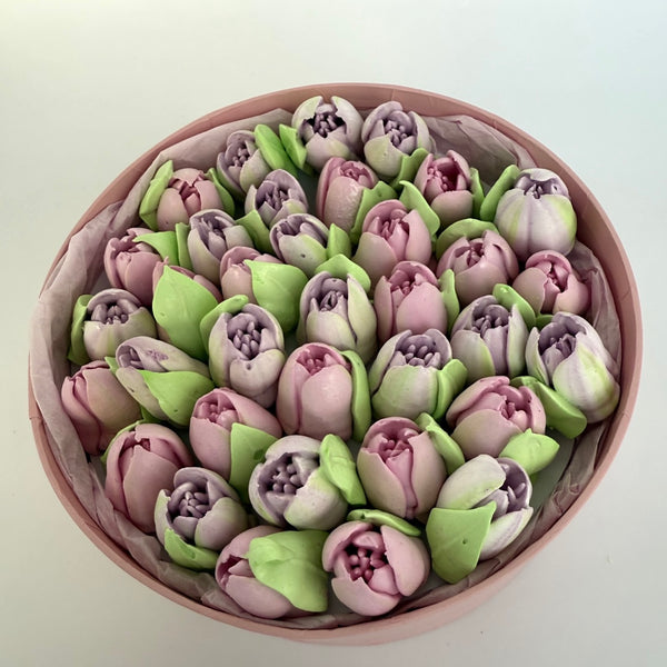 30 purple tulips gift