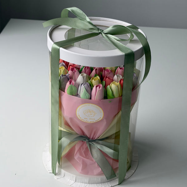 Mix tulips Delicate_bouquet