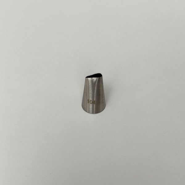 Piping nozzle 104
