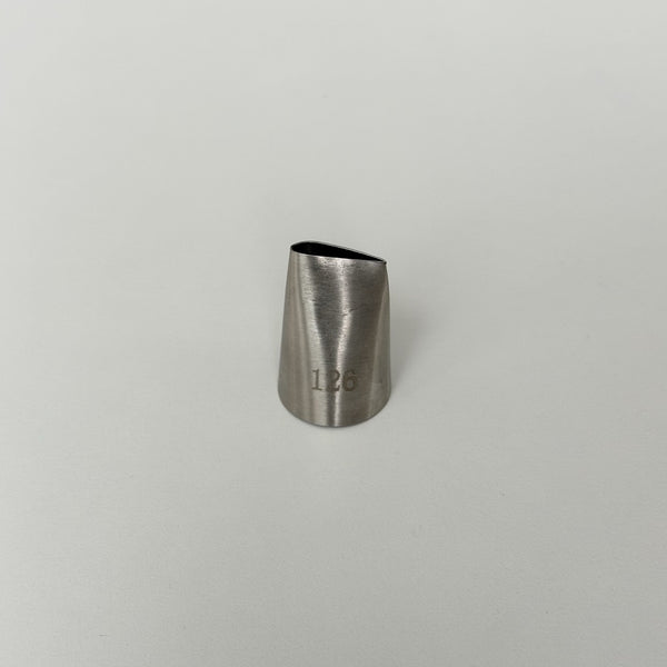 Piping nozzle 126
