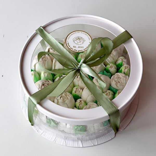 Delux tulips - white