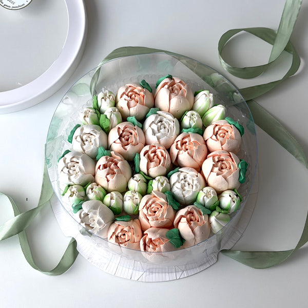 Delux tulips - ivory cream