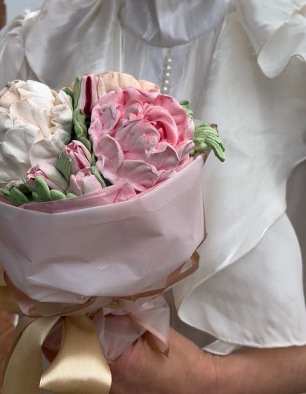 Edible pink marshmallow bouquet 