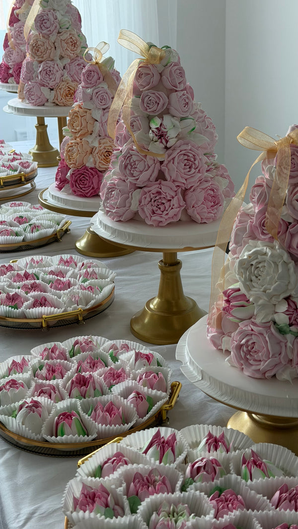 Sweet marshmallow table