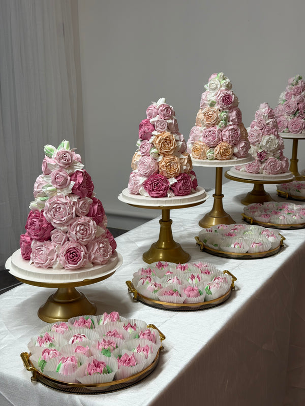 Sweet marshmallow table