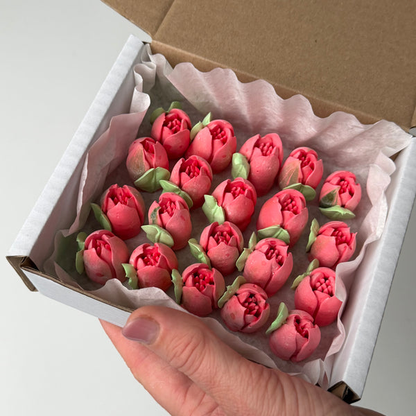 Small Tulip - rich red