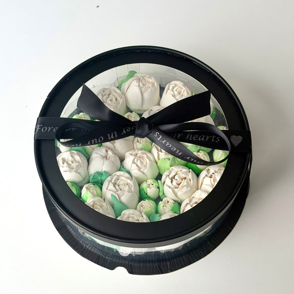 Memorial box - white tulips