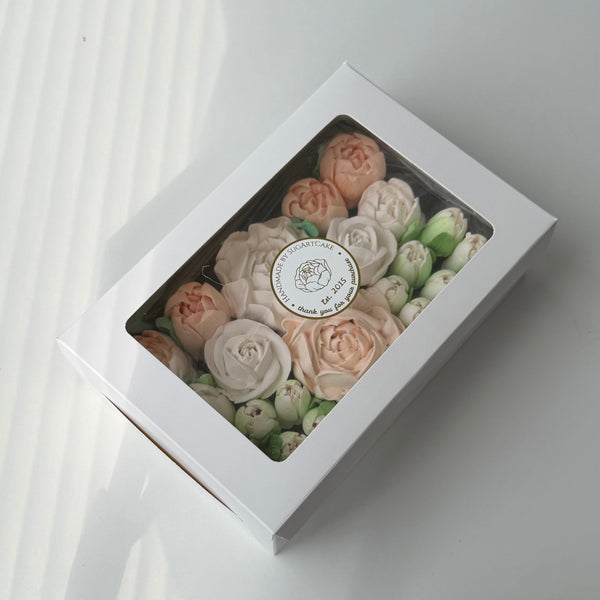 Flower box- ivory cream