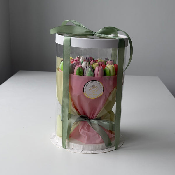 Mix tulips Delicate_bouquet