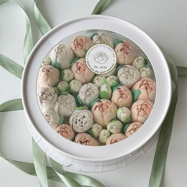 Ivory cream tulips Delux_box