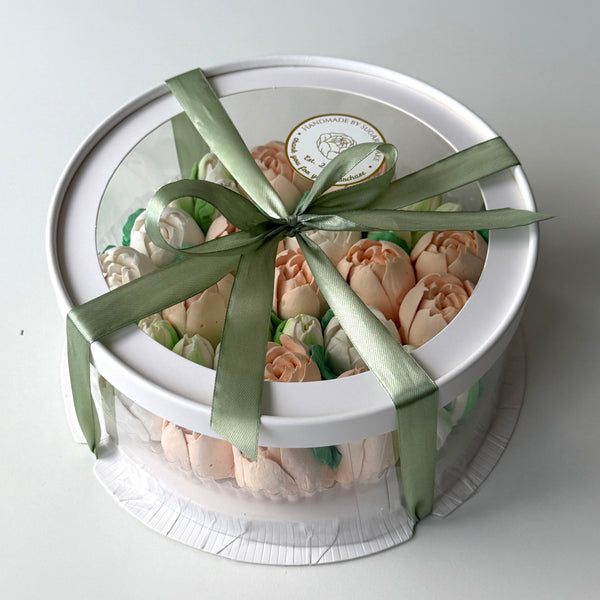 Delux tulips - ivory cream
