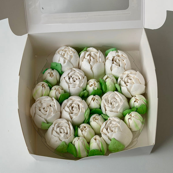 Tulips white- 6inch