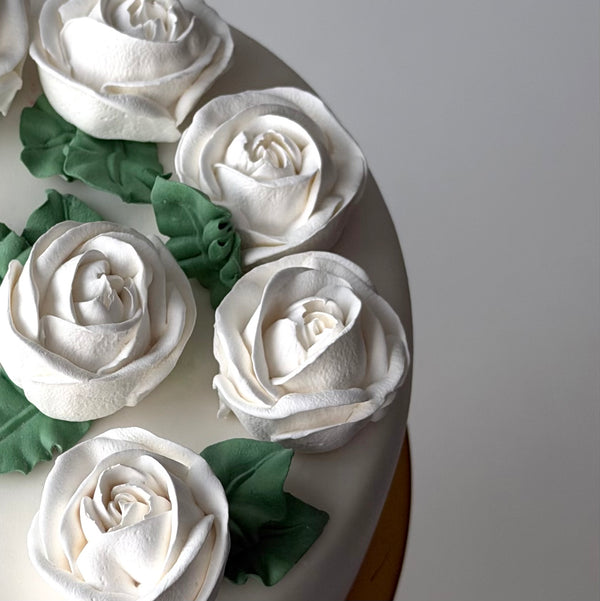 Small Rose - pure white