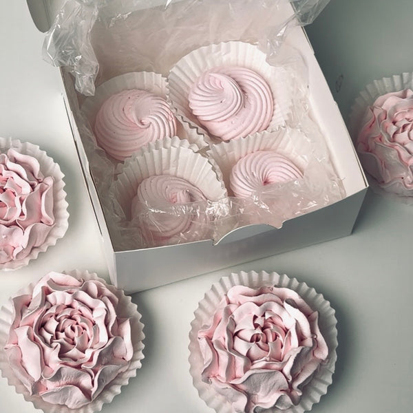 Peony pink gift box