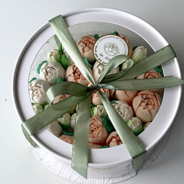 Delux tulips - ivory cream