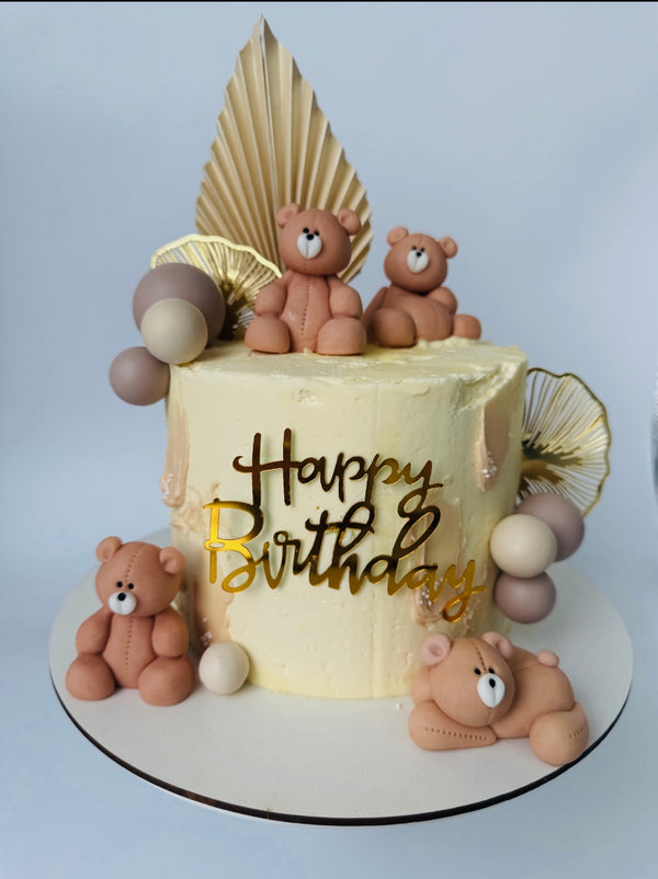 Teddy bears cake