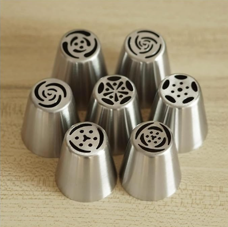 Piping nozzle