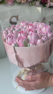 Sweet gift with personalized printed card